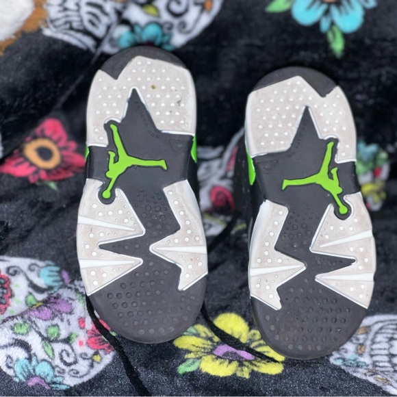 Jordan - Picture 3 of 3